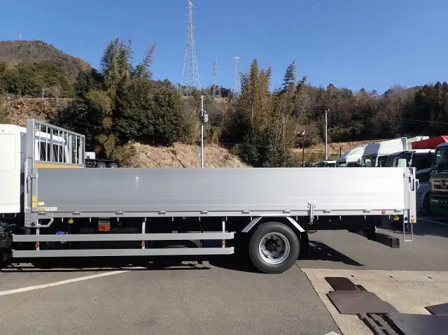 日野 レンジャー 2KG-FE2ACG(2WD)の写真9