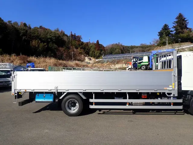 日野 レンジャー 2KG-FE2ACG(2WD)の写真10