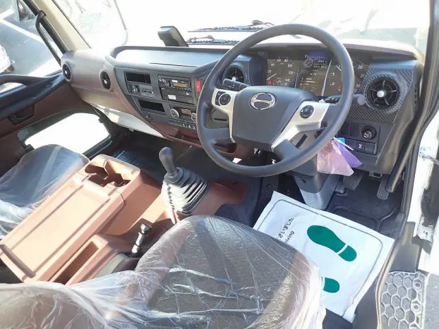 日野 レンジャー 2KG-FE2ACG(2WD)の写真14