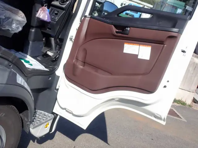 日野 レンジャー 2KG-FE2ACG(2WD)の写真20