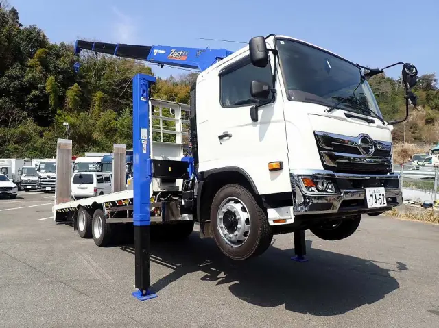 日野 レンジャー 2DG-GK2ABA(6x4)の写真2