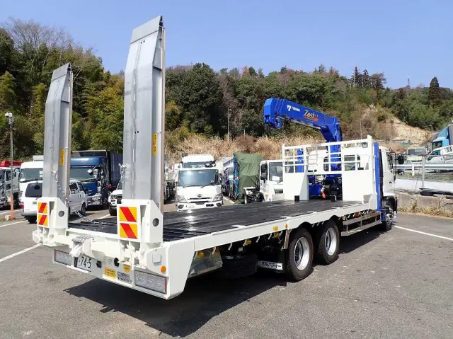 日野 レンジャー 2DG-GK2ABA(6x4)の写真3