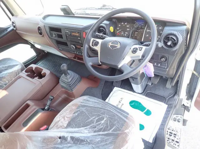 日野 レンジャー 2DG-GK2ABA(6x4)の写真17