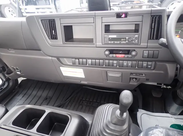 いすゞ フォワード 2PG-FRR90S4(2WD)の写真19