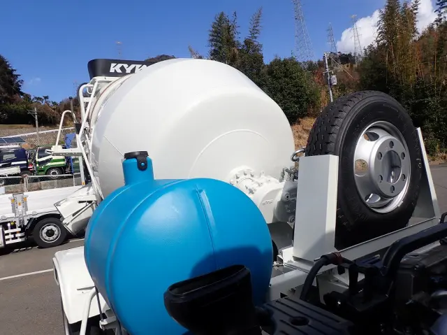 いすゞ フォワード 2PG-FRR90S4(2WD)の写真28