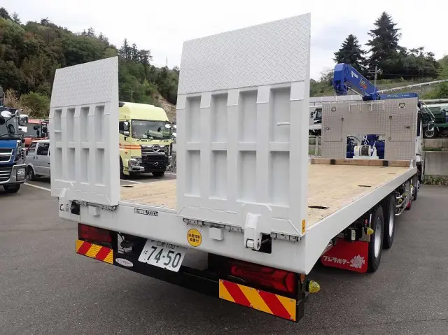 三菱 スーパーグレート 2PG-FS80VZ(8x4)の写真3