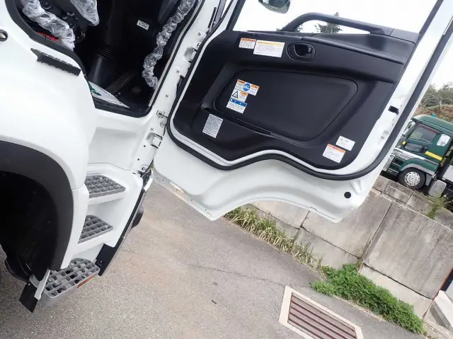 三菱 スーパーグレート 2PG-FS80VZ(8x4)の写真22