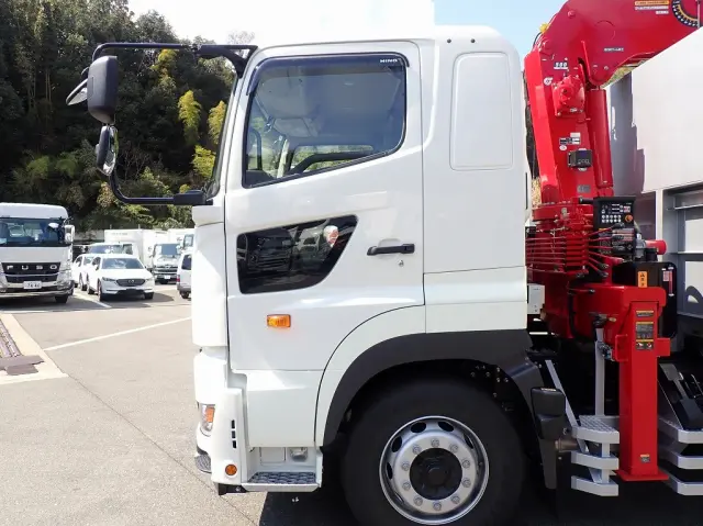 日野 プロフィア 2DG-FS1AHE(6x4)の写真14