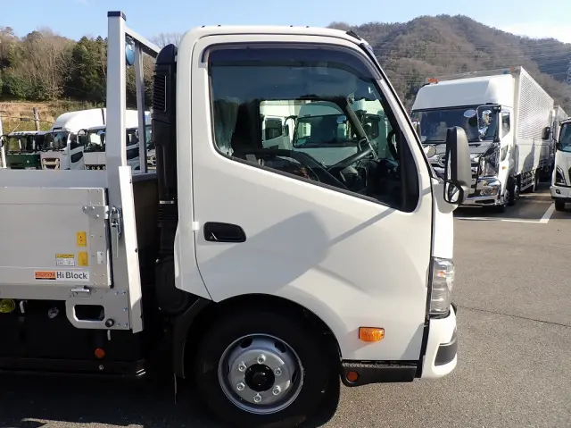 日野 デュトロ 2WG-XZU723N(2WD)の写真10