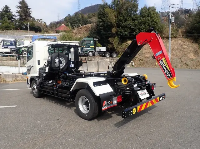 日野 レンジャー 2KG-GC2ABA(2WD)の写真4