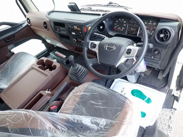 日野 レンジャー 2KG-GC2ABA(2WD)の写真14