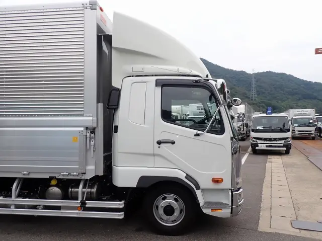三菱 ファイター 2KG-FK65F(2WD)の写真13