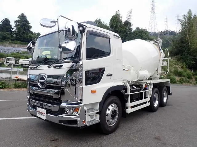 日野 プロフィア 2DG-FS1AGE(6x4)の写真2