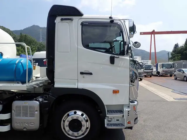 日野 プロフィア 2DG-FS1AGE(6x4)の写真18