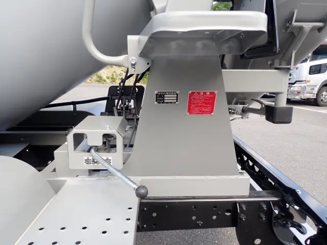 三菱 ファイター 2KG-FK72F(2WD)の写真10