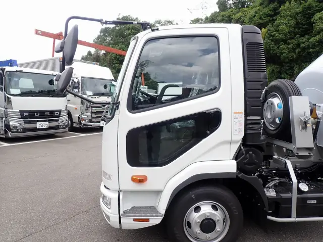 三菱 ファイター 2KG-FK72F(2WD)の写真15