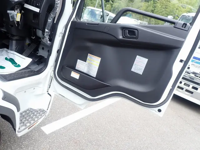 三菱 ファイター 2KG-FK72F(2WD)の写真17