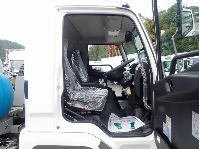 三菱 ファイター 2KG-FK72F(2WD)の写真18