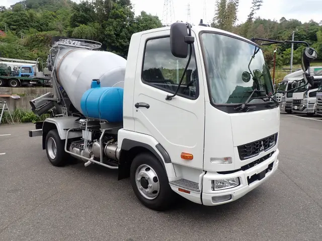 三菱 ファイター 2KG-FK72F(2WD)の写真2