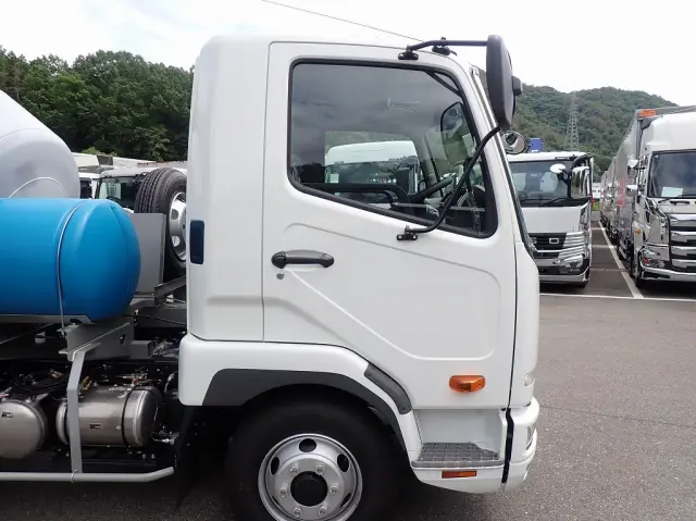 三菱 ファイター 2KG-FK72F(2WD)の写真15