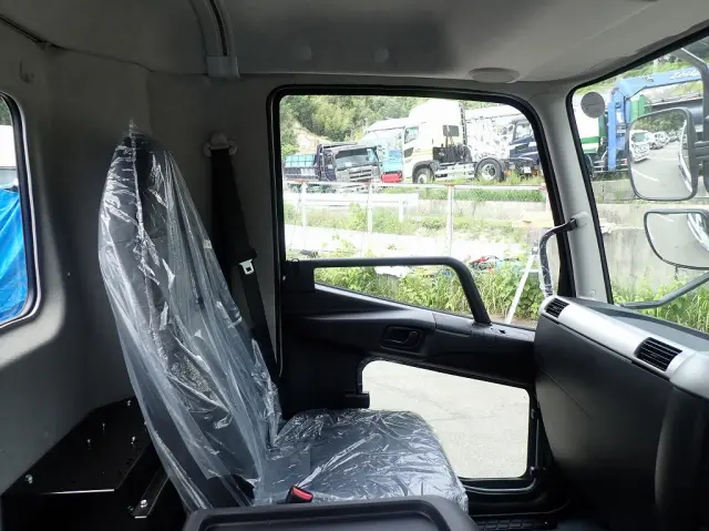 三菱 ファイター 2KG-FK72F(2WD)の写真24