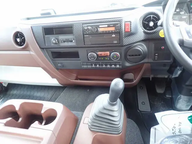 日野 レンジャー 2KG-FE2ACA(2WD)の写真18