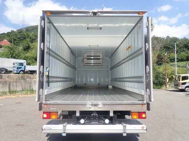 三菱 ファイター 2KG-FK65F(2WD)の写真7