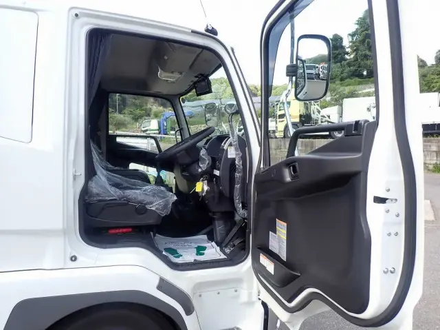 三菱 ファイター 2KG-FK65F(2WD)の写真20