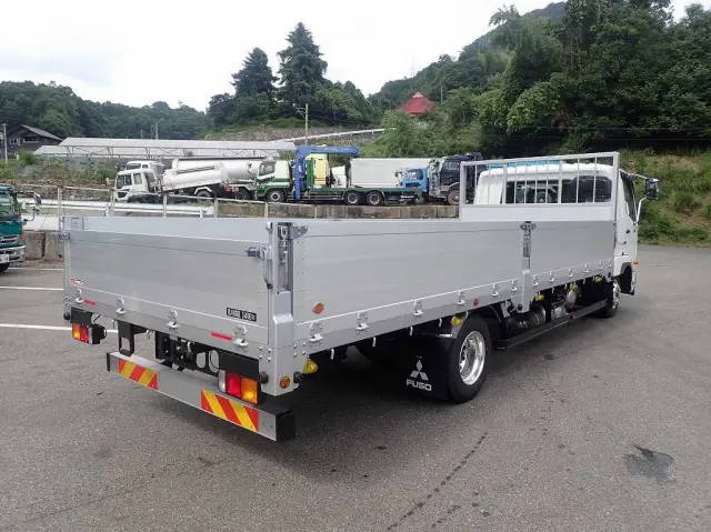 三菱 ファイター 2KG-FK65F(2WD)の写真3