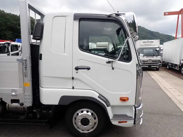 三菱 ファイター 2KG-FK65F(2WD)の写真12