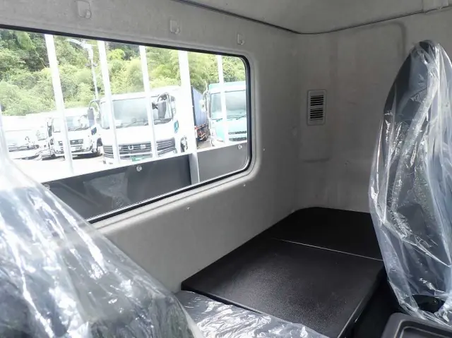 三菱 ファイター 2KG-FK65F(2WD)の写真18