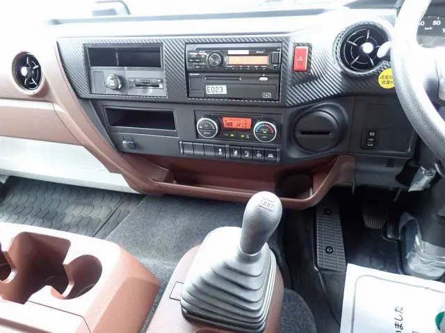 日野 レンジャー 2PG-FE2ACG(2WD)の写真17