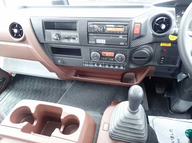 日野 レンジャー 2KG-GD2ABA(2WD)の写真17