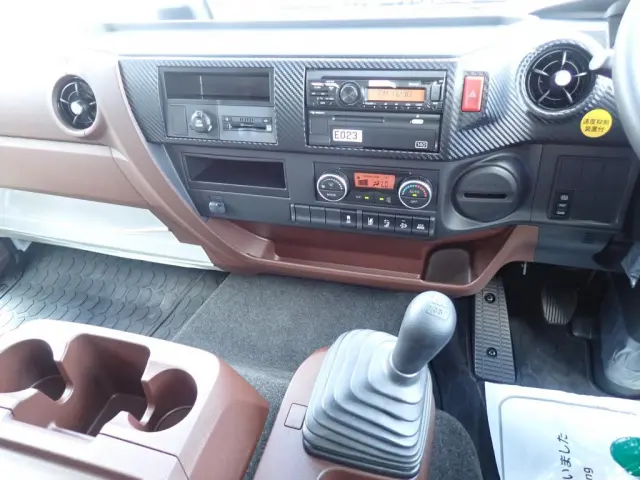 日野 レンジャー 2PG-FE2ACG(2WD)の写真17