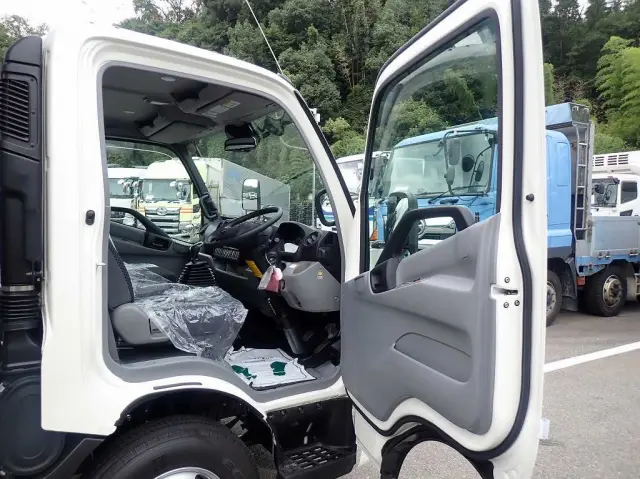 日野 デュトロ 2WG-XZU713N(2WD)の写真17