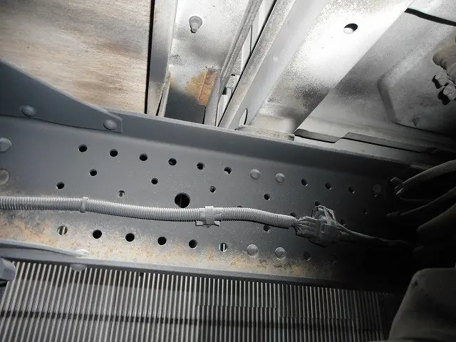 いすゞ エルフ TKG-NHS85A(4WD)の写真33