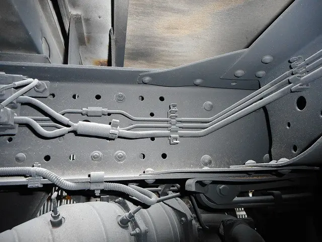 いすゞ エルフ TKG-NHS85A(4WD)の写真41