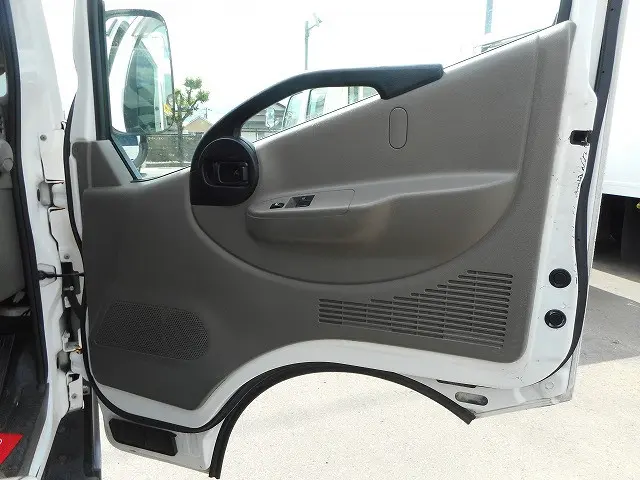 日産 アトラス SZ5F24(4WD)の写真16