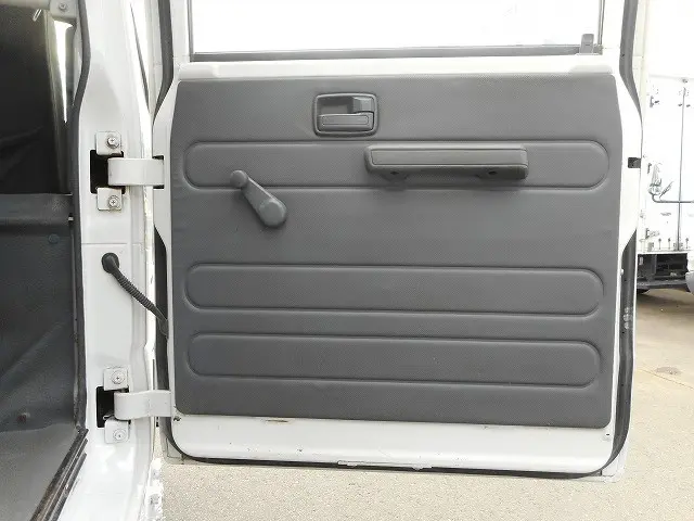 マツダ タイタン LHS85A(4WD)の写真16