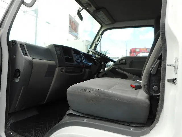 マツダ タイタン LHS85A(4WD)の写真18