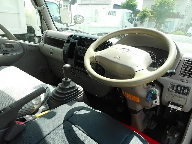 トヨタ ダイナ LDF-KDY281(4WD)の写真14