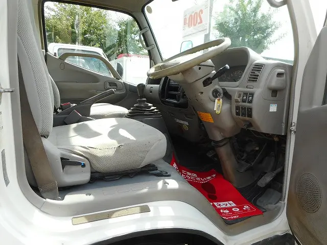 トヨタ ダイナ XZU388(4WD)の写真14