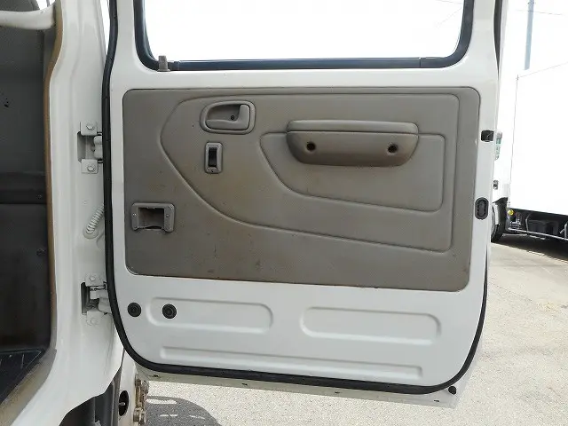 トヨタ ダイナ XZU388(4WD)の写真17