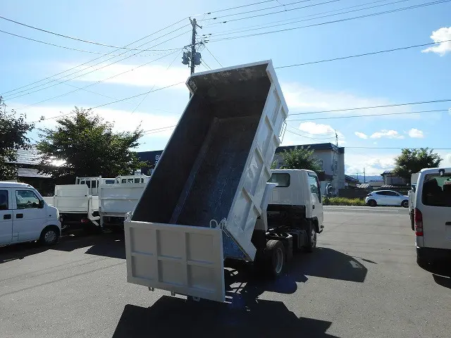 いすゞ エルフ SDG-NKS85AN(4WD)の写真10