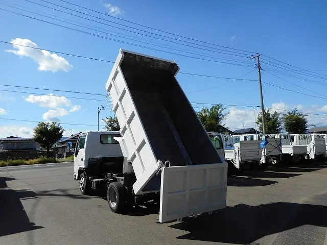 いすゞ エルフ SDG-NKS85AN(4WD)の写真11