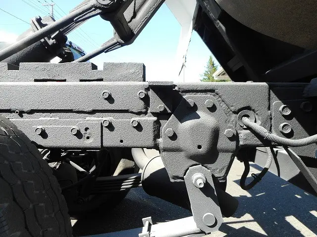 いすゞ エルフ SDG-NKS85AN(4WD)の写真28