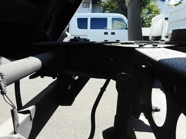 いすゞ エルフ SDG-NKS85AN(4WD)の写真36