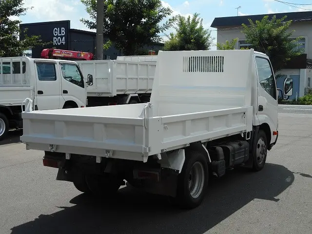 日野 デュトロ BDG-XZU368T(4WD)の写真7