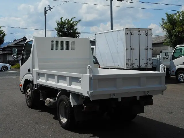 日野 デュトロ BDG-XZU368T(4WD)の写真8