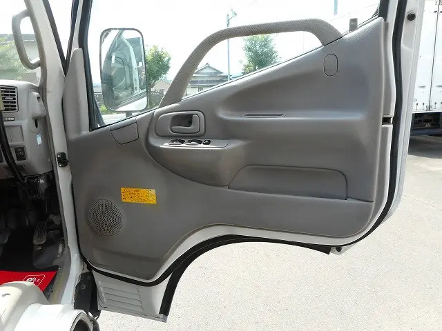 日野 デュトロ BDG-XZU368T(4WD)の写真16